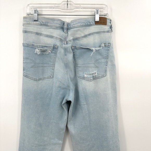 American Eagle Super High Rise Baggy Straight Distressed Jeans Light Wash Sz  10 - Picture 7 of 11